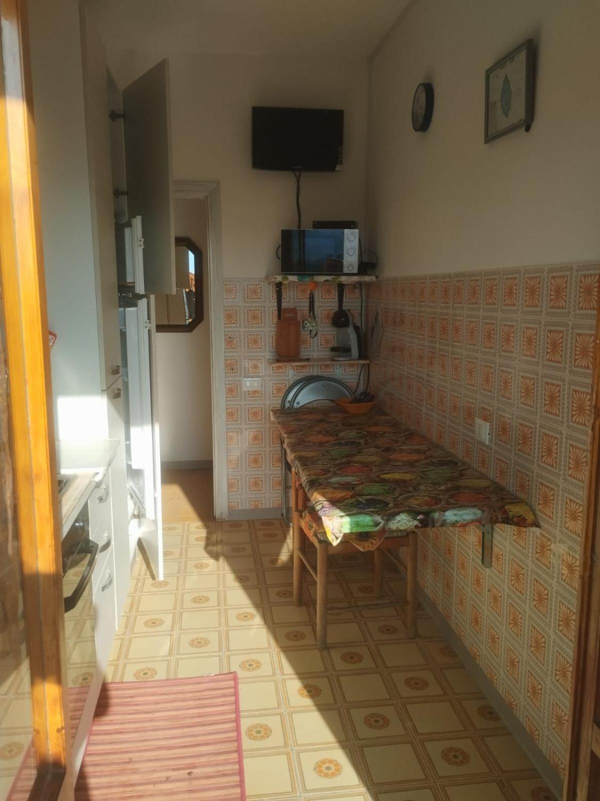 300 Metri Dal Mare Apartamento Follonica Exterior foto